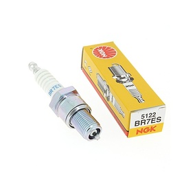 NGK BR7ES Standard Resistor Spark Plug