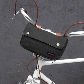 Front bicycle handlebar bag 