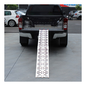 WHITES ALLOY RAMP FOLDING 226x30cm 340kg rated