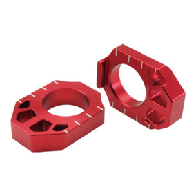 ZETA HONDA CR250R / CRF250R / CRF250RX / CRF450L / CRF450R / CRF450RL REAR AXLE BLOCK - RED